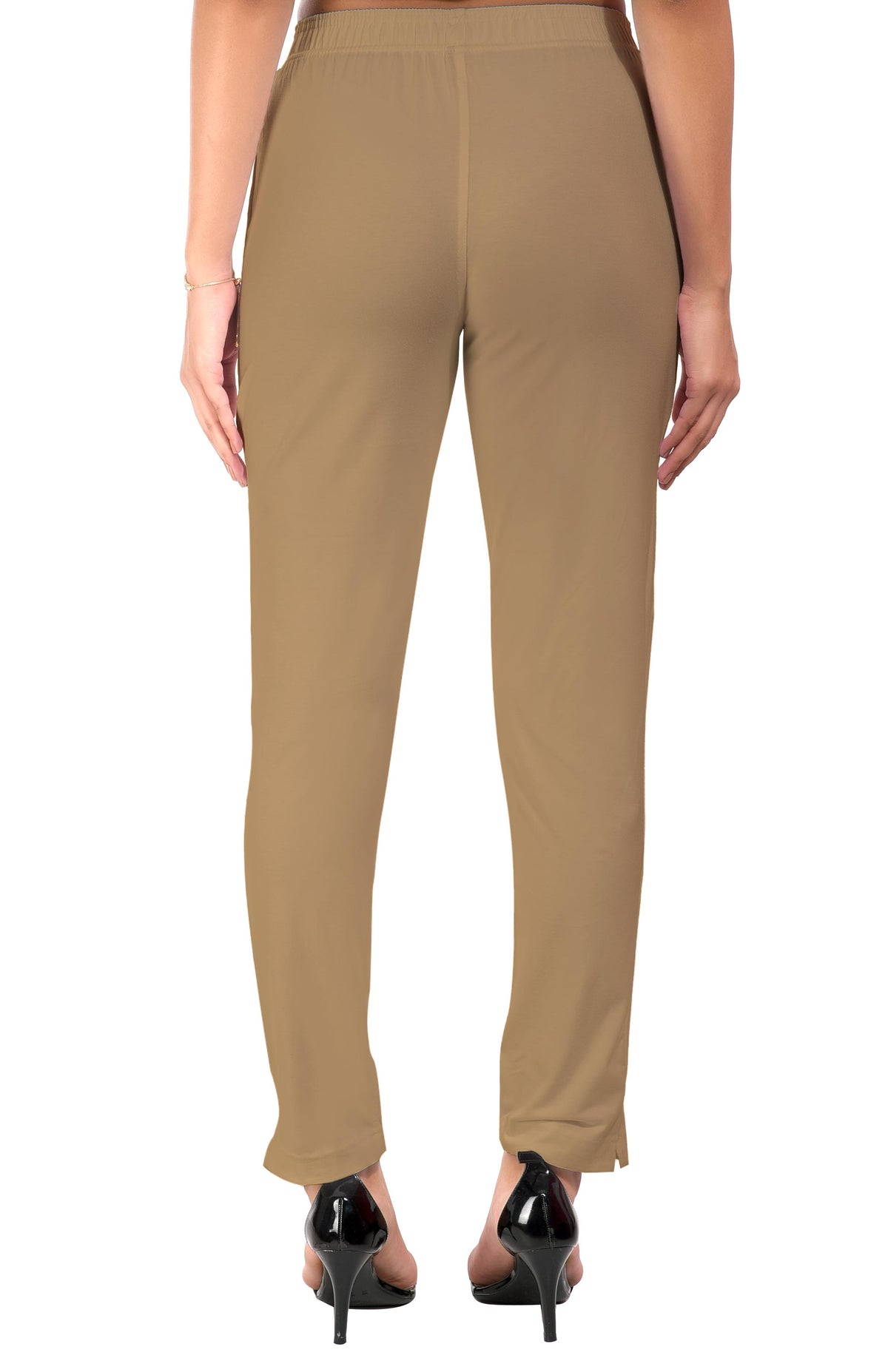Light Skin Pocket Pants for Women