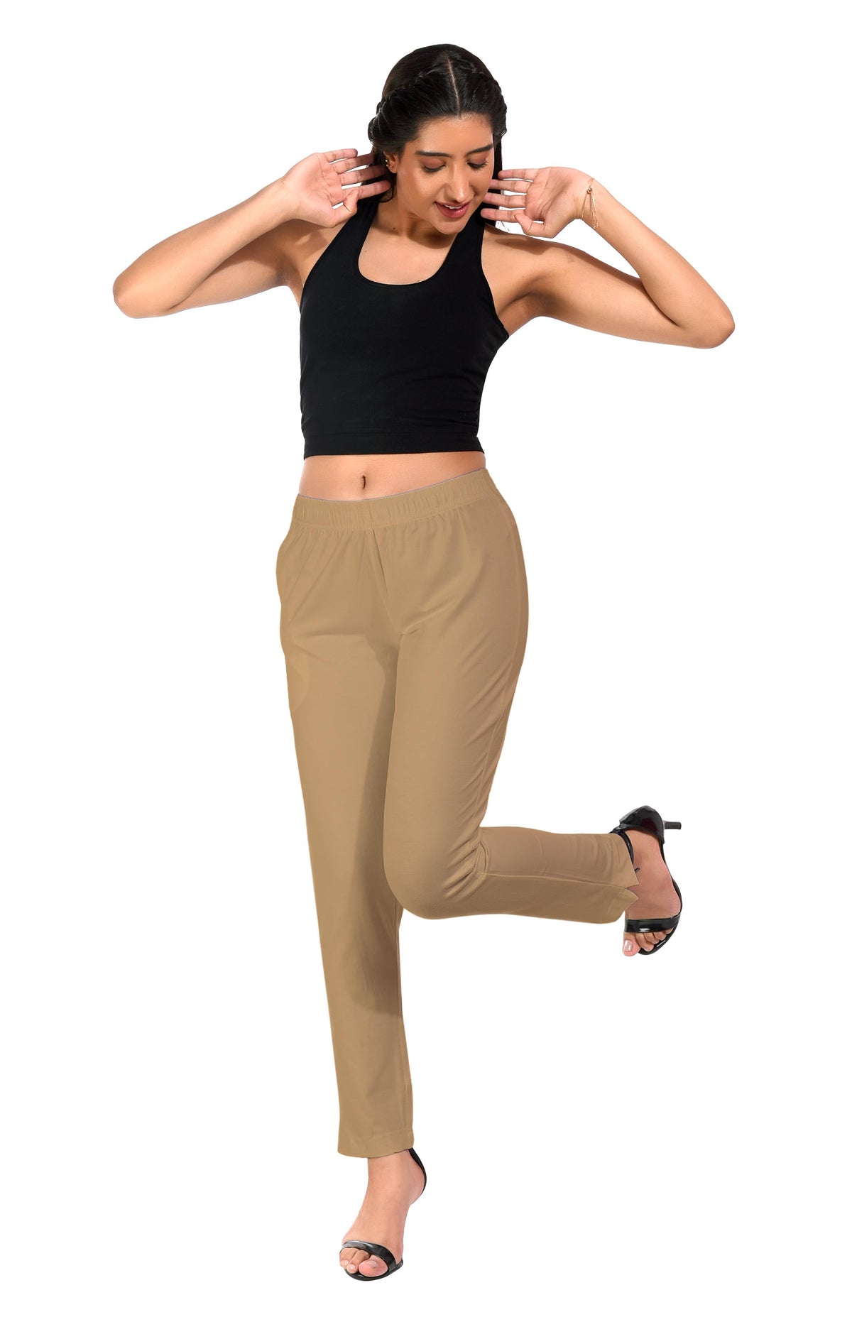 Light Skin Pocket Pants for Women